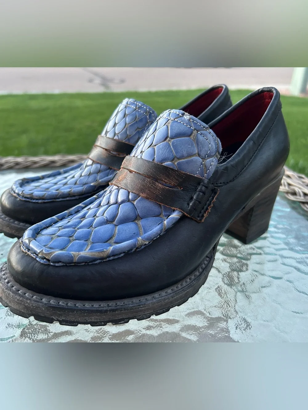 Womens FREEBIRD “Bristol” Loafer Heels Blue Snake Leather sz 7 - Picture 1 of 12